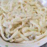 シチューのルゥで☆チーズクリームうどん